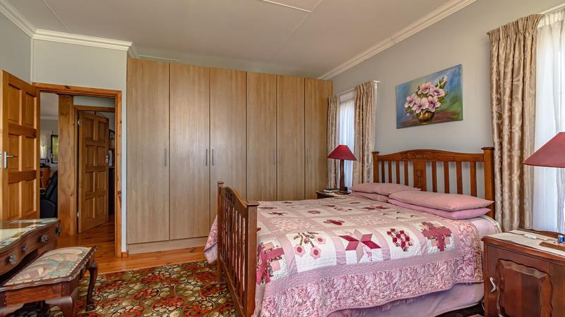 5 Bedroom Property for Sale in Tergniet Western Cape